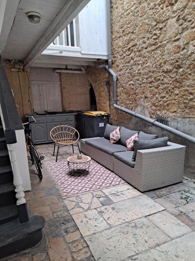 Studio Renove Et Patio Pour Velo Apartment Rochefort  Exterior photo